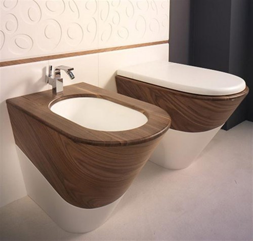 Beeldcitaat: http://royalhouseinteriors.com/toilet-designs-bathroom/wooden-toilet-design/